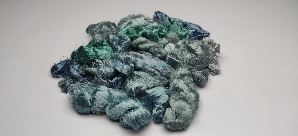  Banana Yarn Fiber- Grey  It has a similar appearance as Recycled Yarn Fibre, the difference being the viscose rayon fiber content in Banana Fibre.