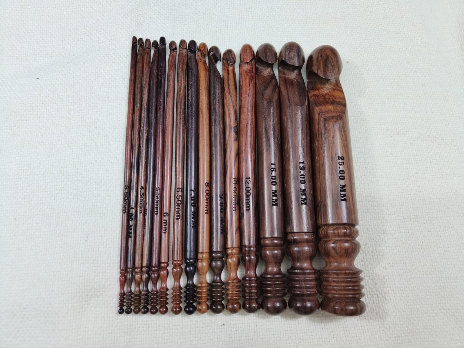 Crochet Hook - Crocheter - Yarn Holder - SilkRouteIndia