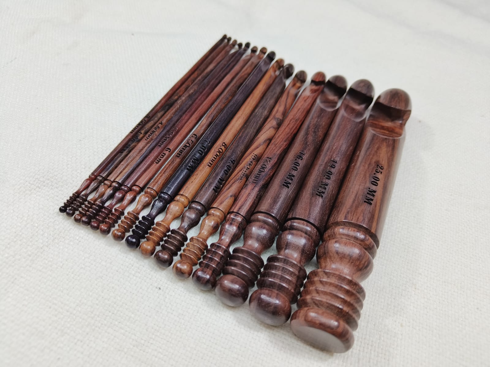 Crochet Hook - Crocheter - Yarn Holder - SilkRouteIndia