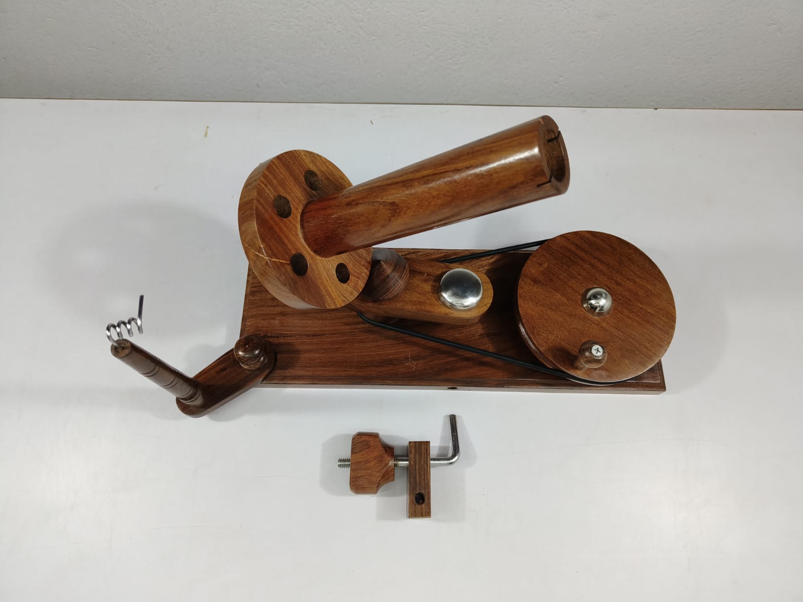 Yarn Balls winder or Yarn Winder or Yarn Swift Winder or Ball winder - SilkRouteIndia