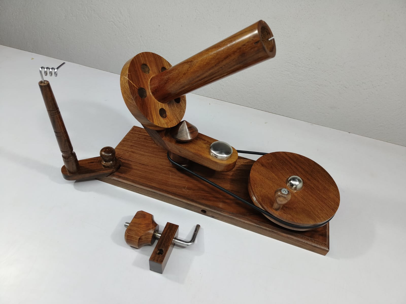 Yarn Balls winder or Yarn Winder or Yarn Swift Winder - Silk Route India