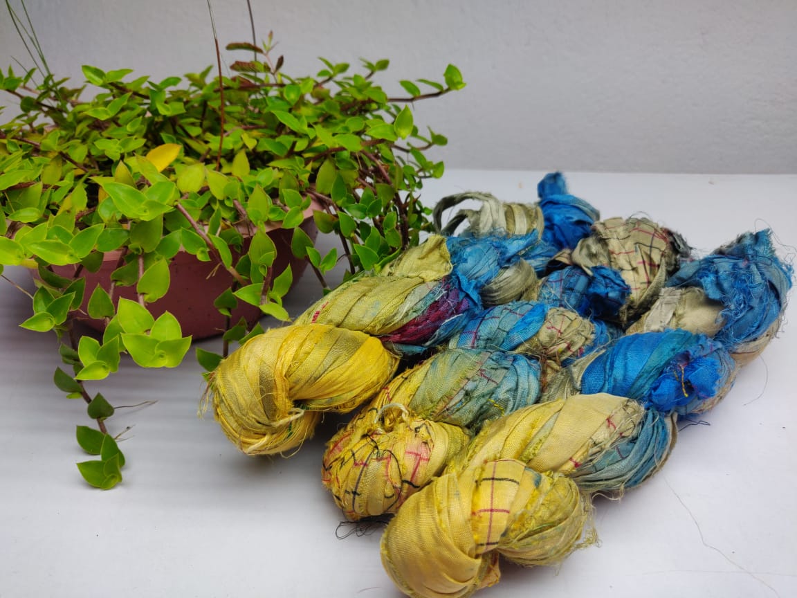 Recycled Sari Silk Ribbon - Lemon Aqua