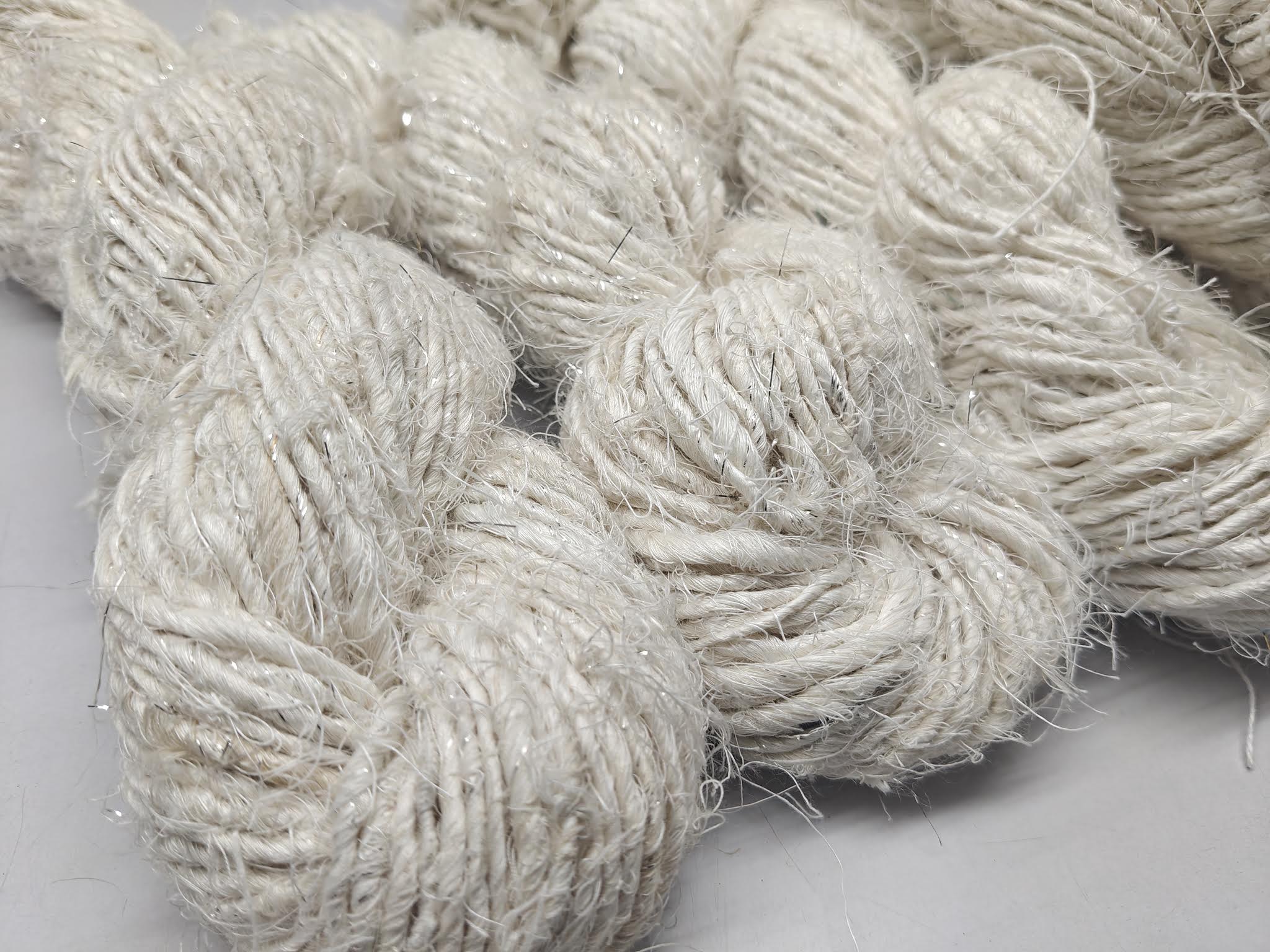 Recycled Linen Sparkle Yarn Naturall