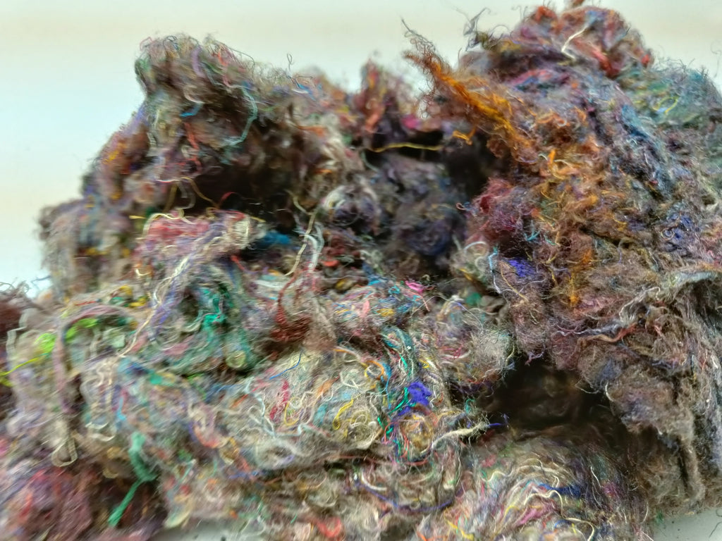 Recycled Silk Pulled Fiber - Pulled Silk Fiber - Recycled Fiber - Pulled Silk Fiber - Roving Fiber - SILKROUTEINDIA