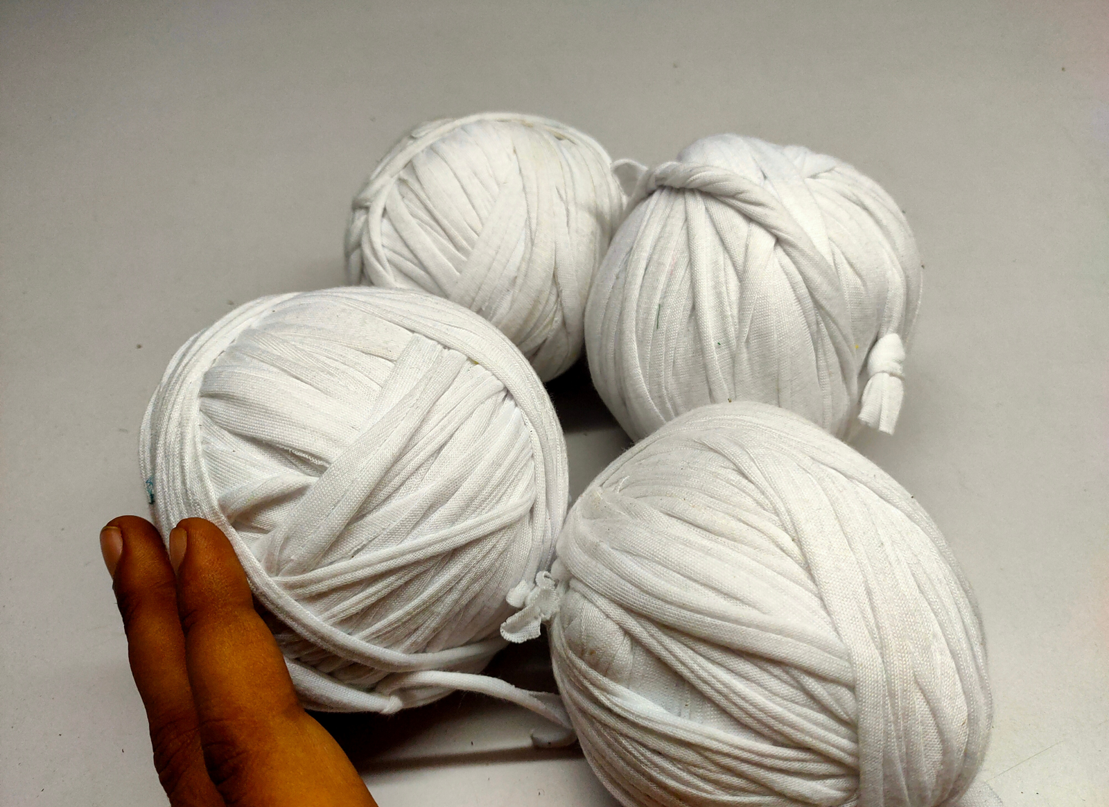 Tshirt Ribbon - White