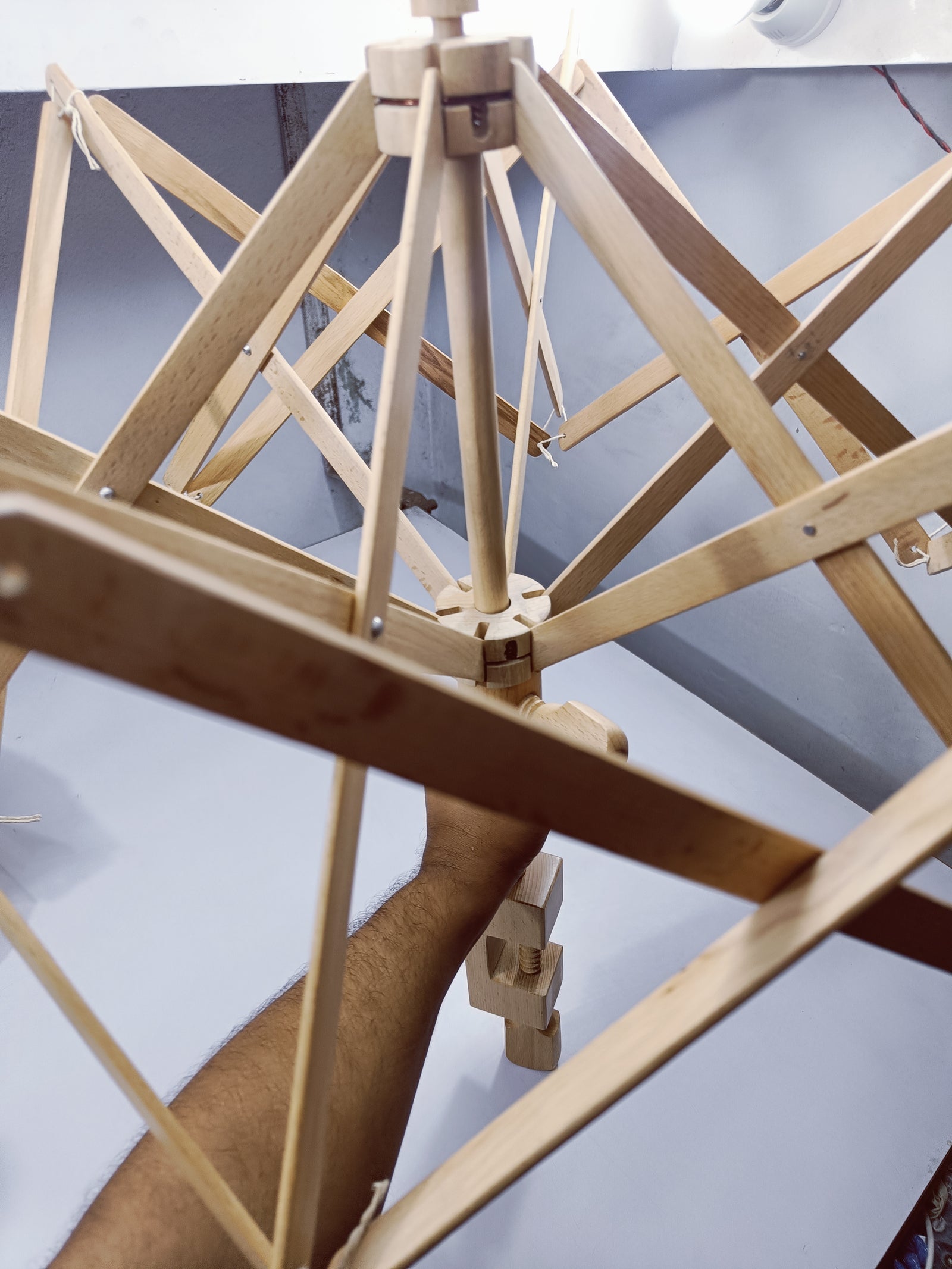 Wood Yarn Swift Umbrella | Yarn Umbrella | Large Umbrella for yarn | Hanks to Balls in Yarn Winder | Skeins Winder | Skeins Umbrella  This Yarn Umbrella has hexagonal hands which can extends and collapse. The Base of swift Umbrella rotates at its own swing, allowing you to wind your silk, cotton or linens and yarn threads