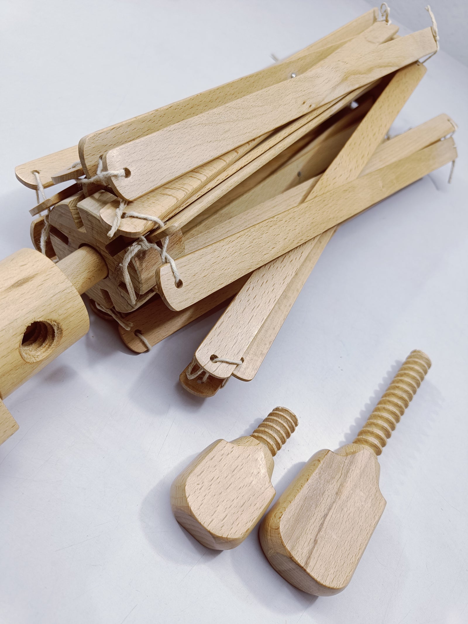 Wood Yarn Swift Umbrella | Yarn Umbrella | Large Umbrella for yarn | Hanks to Balls in Yarn Winder | Skeins Winder | Skeins Umbrella  This Yarn Umbrella has hexagonal hands which can extends and collapse. The Base of swift Umbrella rotates at its own swing, allowing you to wind your silk, cotton or linens and yarn threads