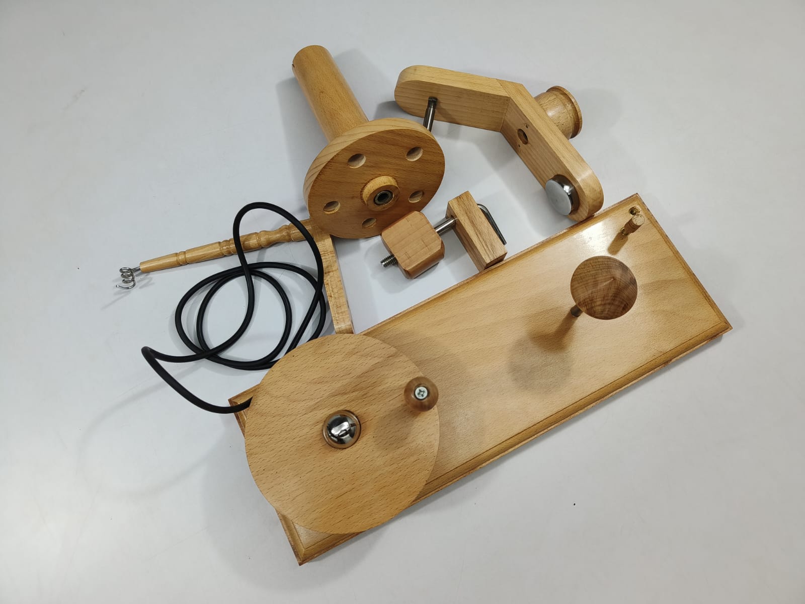 Yarn Balls winder or Wool Winder or Yarn Swift Winder - SilkRouteIndia