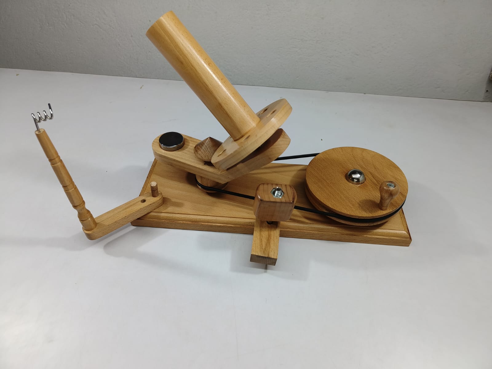 Yarn Balls winder or Wool Winder or Yarn Swift Winder - SilkRouteIndia - Yarn balls