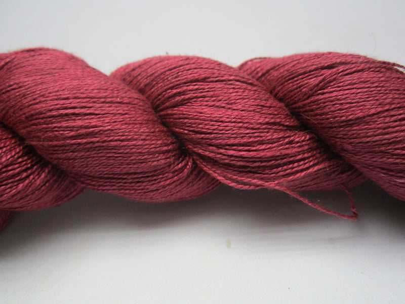 Mulberry Silk Yarn 900M/100Gr - 26