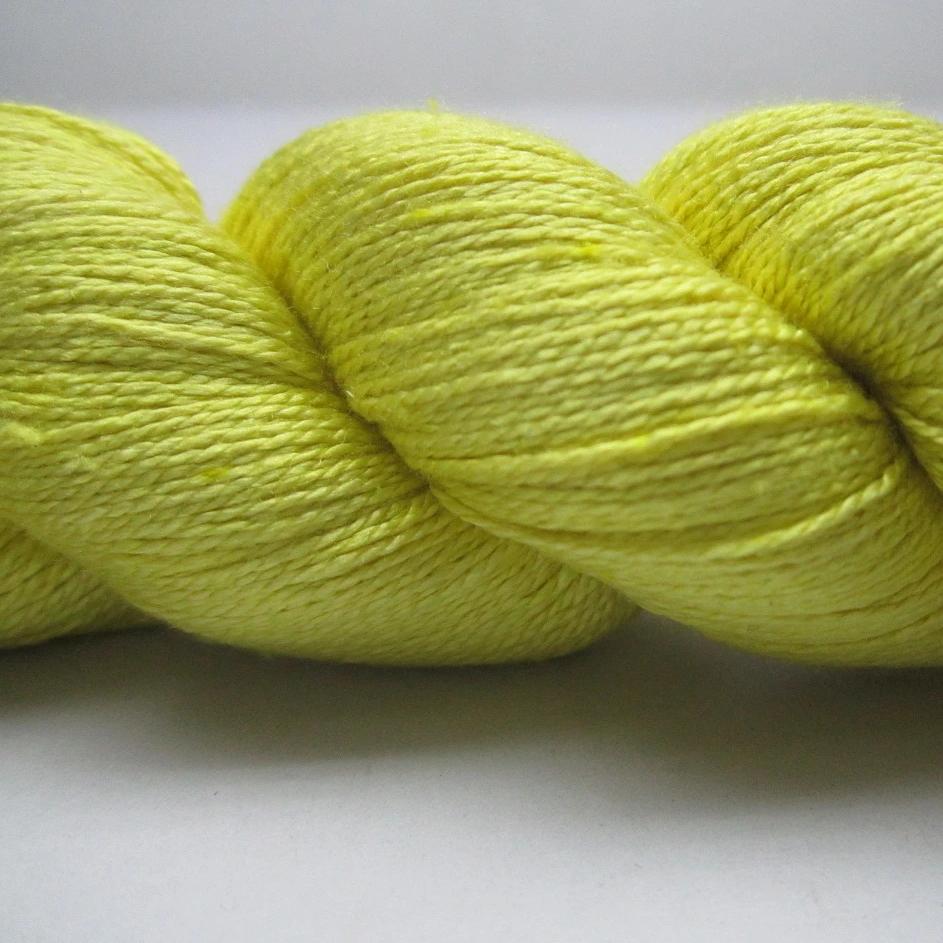Mulberry Silk Yarn 900M/100Gr - 05 - SilkRouteIndia