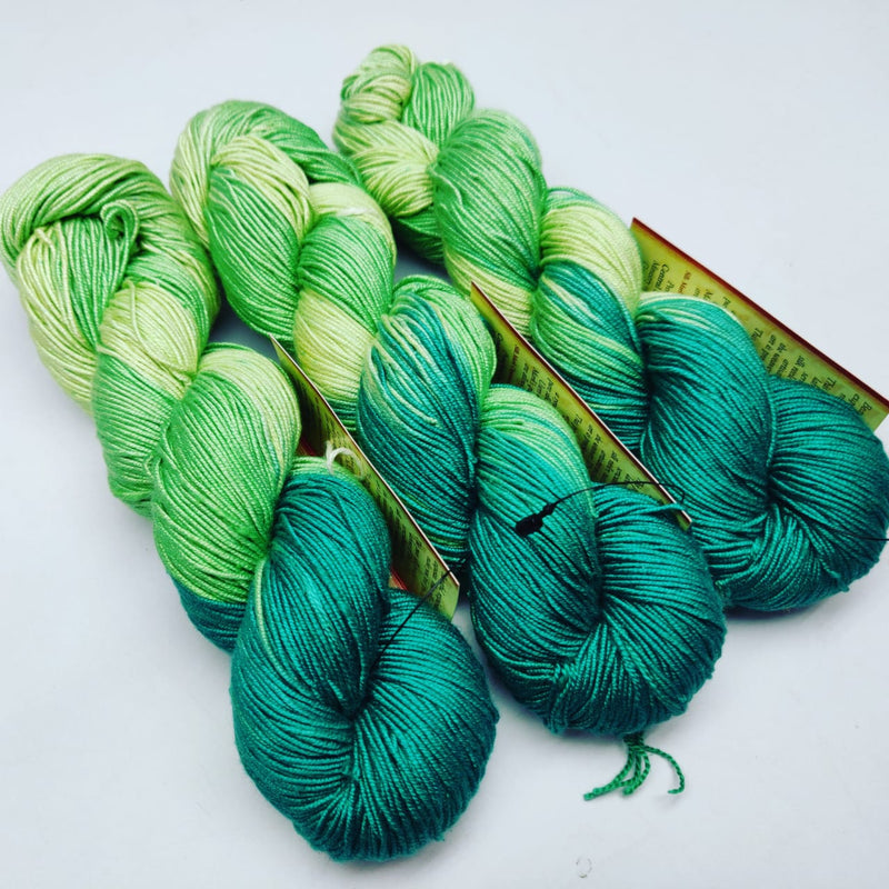 Mulberry Yarn 250M/100gr - ChartReuse