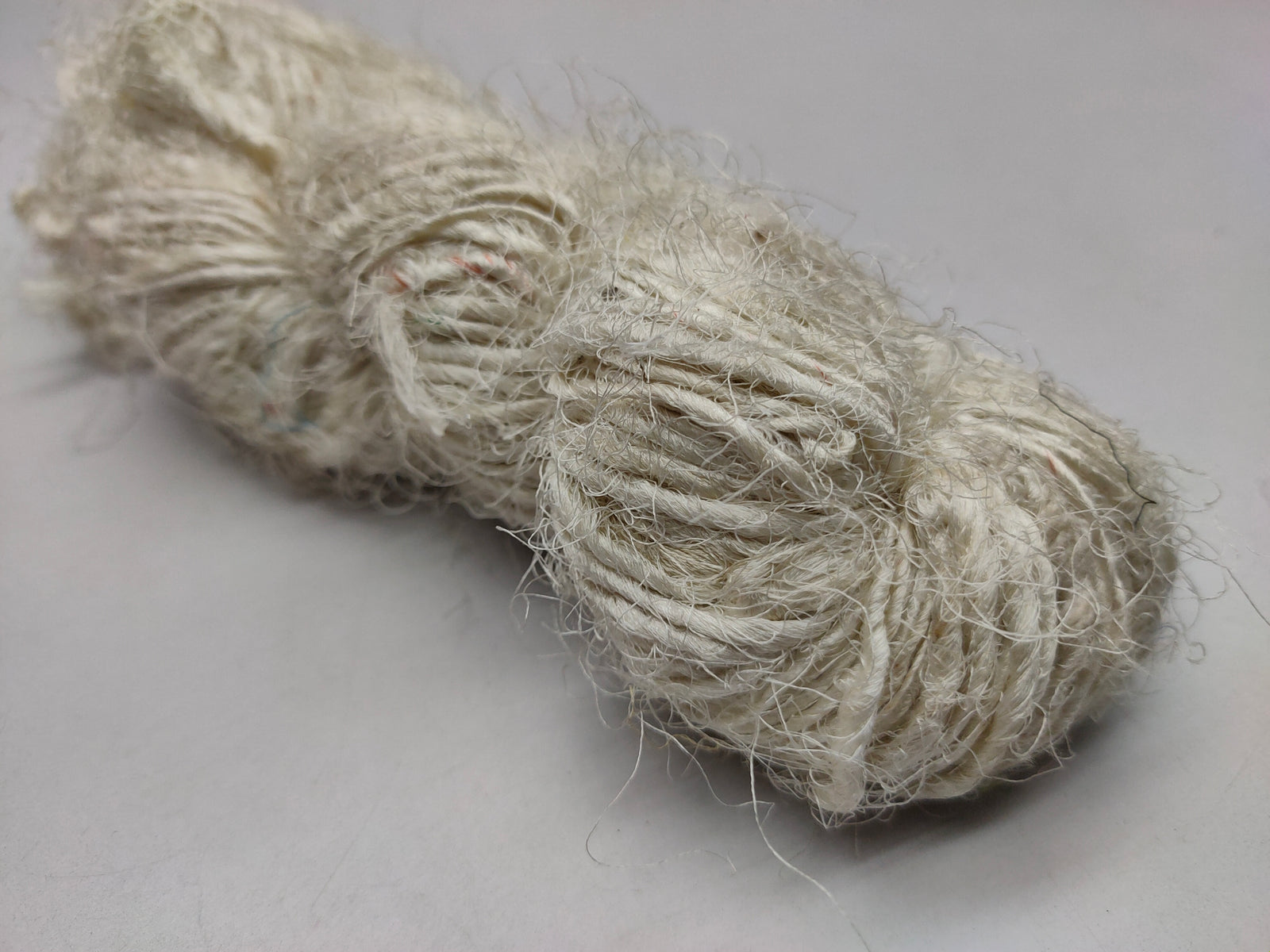 Recycled Sari Silk Yarn Prime White - SilkRouteIndia
