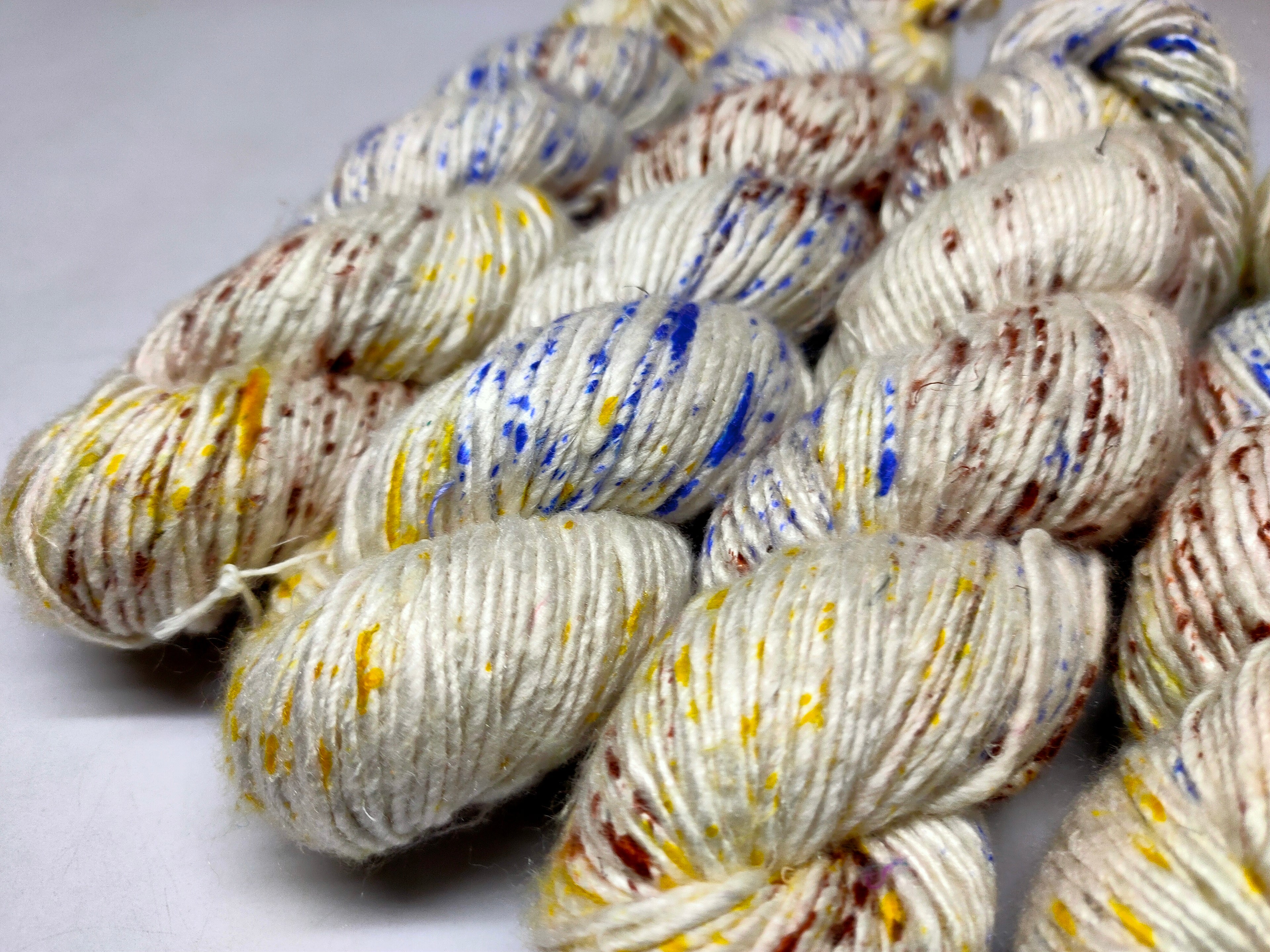 Mulberry Yarn Short Fiber - Choco Mango - SilkRouteIndia Mulberry Silk Yarn Short Fiber is a unique Silk Yarn ideal for Knitting. Mulberry Yarn is very soft and shiny. It is DK weight and is directly spun from the short fiber of Mulberry Silk Tops. It is a yarn of Natural Protein Fiber. Mulberry Yarn has compact structure, evenness, clean appearance, elegant luster, Good moisture-absorbing capability, good strength and elongation, with fine and soft fibers. It is Useful for Weaving and Knitting