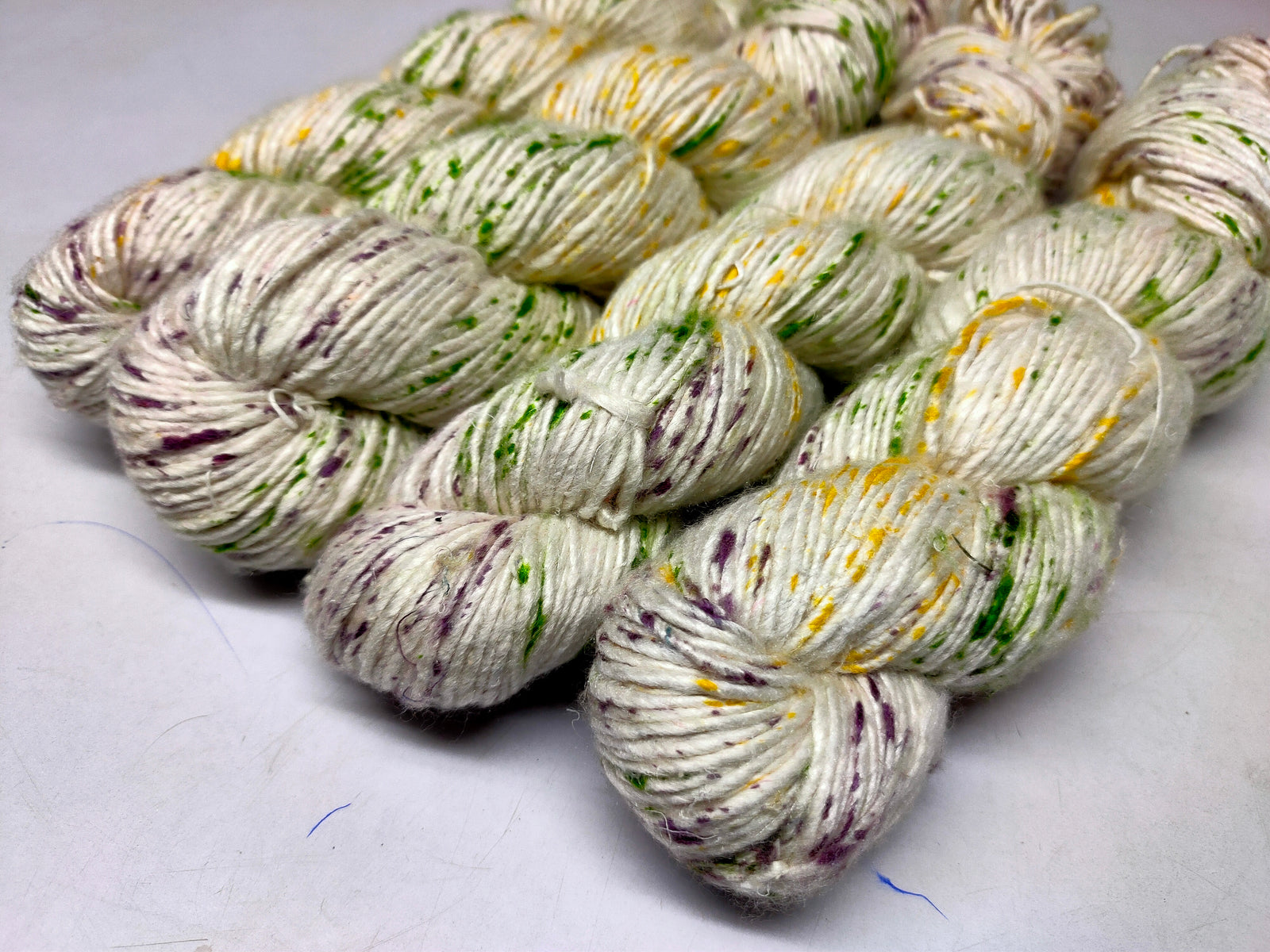 Mulberry Yarn Short Fiber - Tweety Fruiti - SilkRouteIndia