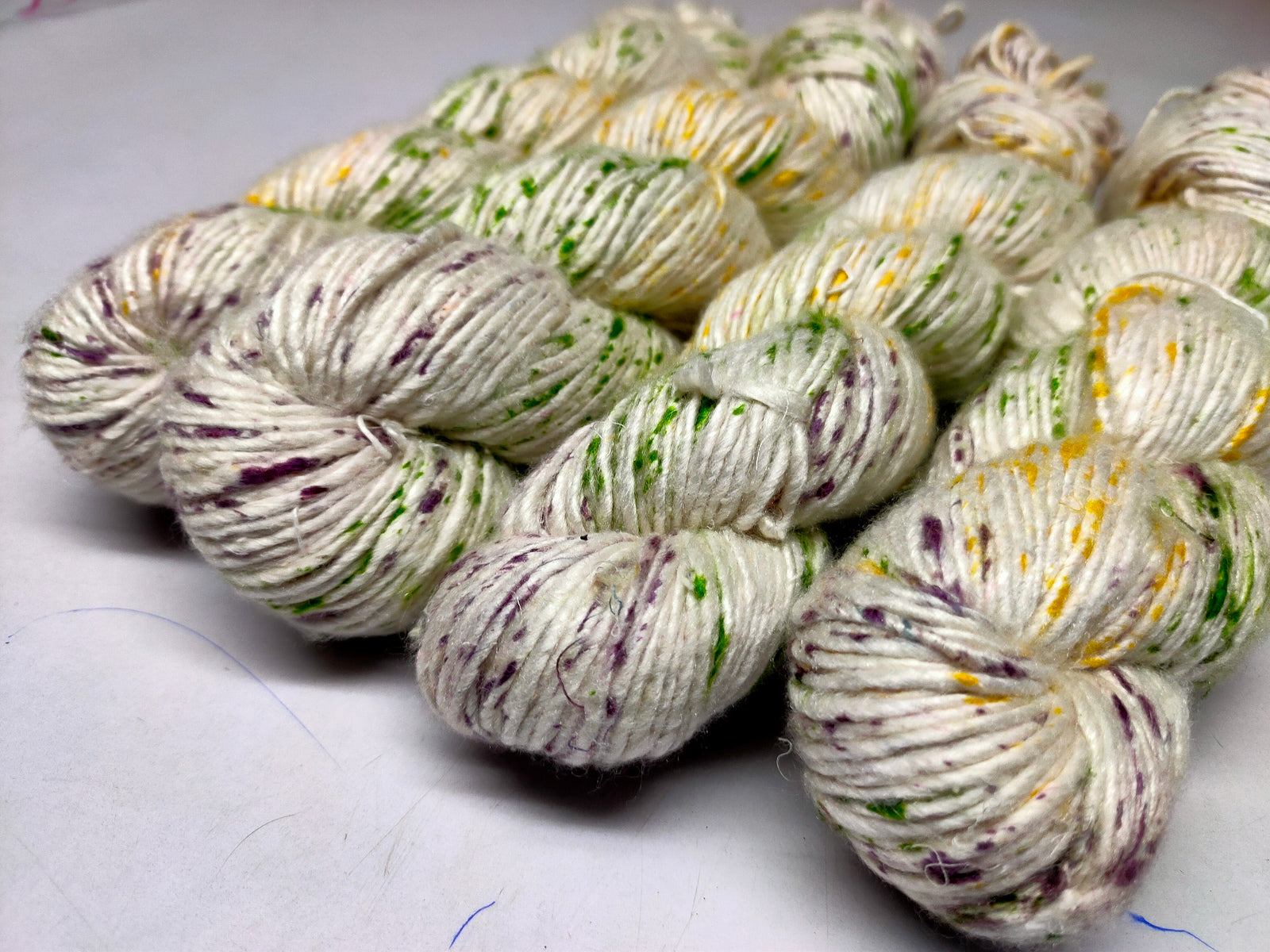 Mulberry Yarn Short Fiber - Tweety Fruiti - SilkRouteIndia