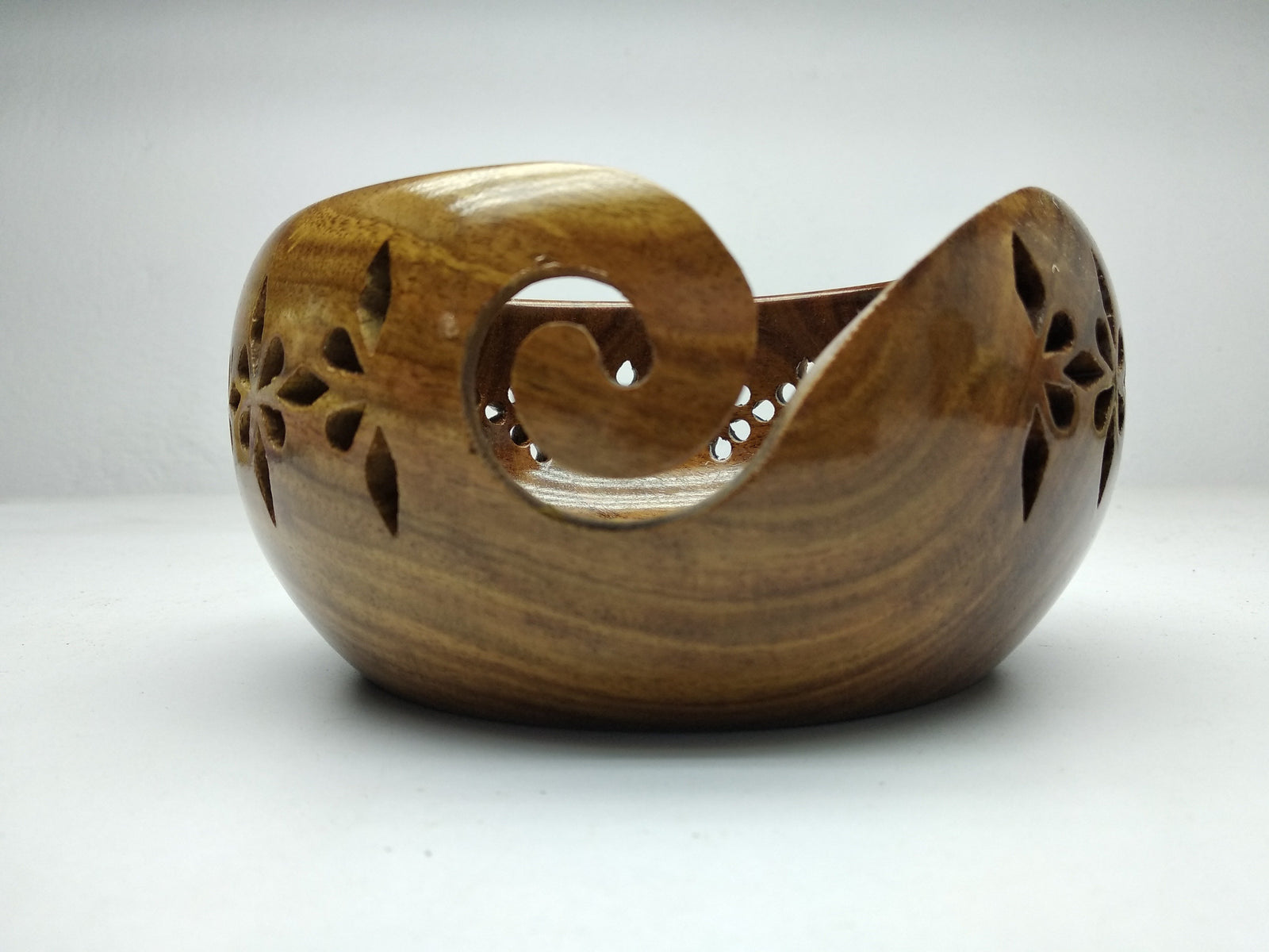 Yarn Bowl Rosewood - SilkRouteIndia