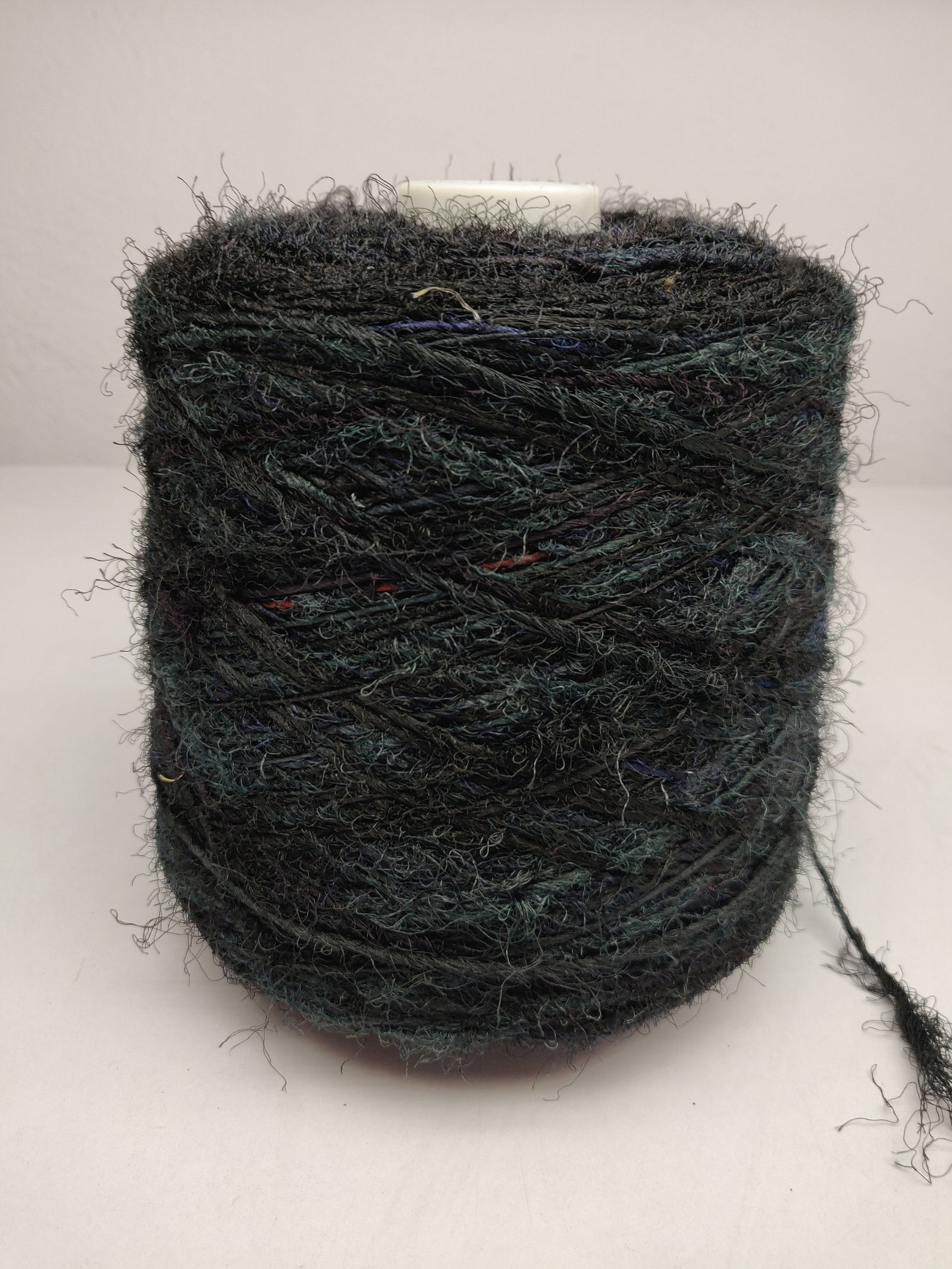 Recycled Sari Silk Yarn Prime - Black - SilkRouteIndia
